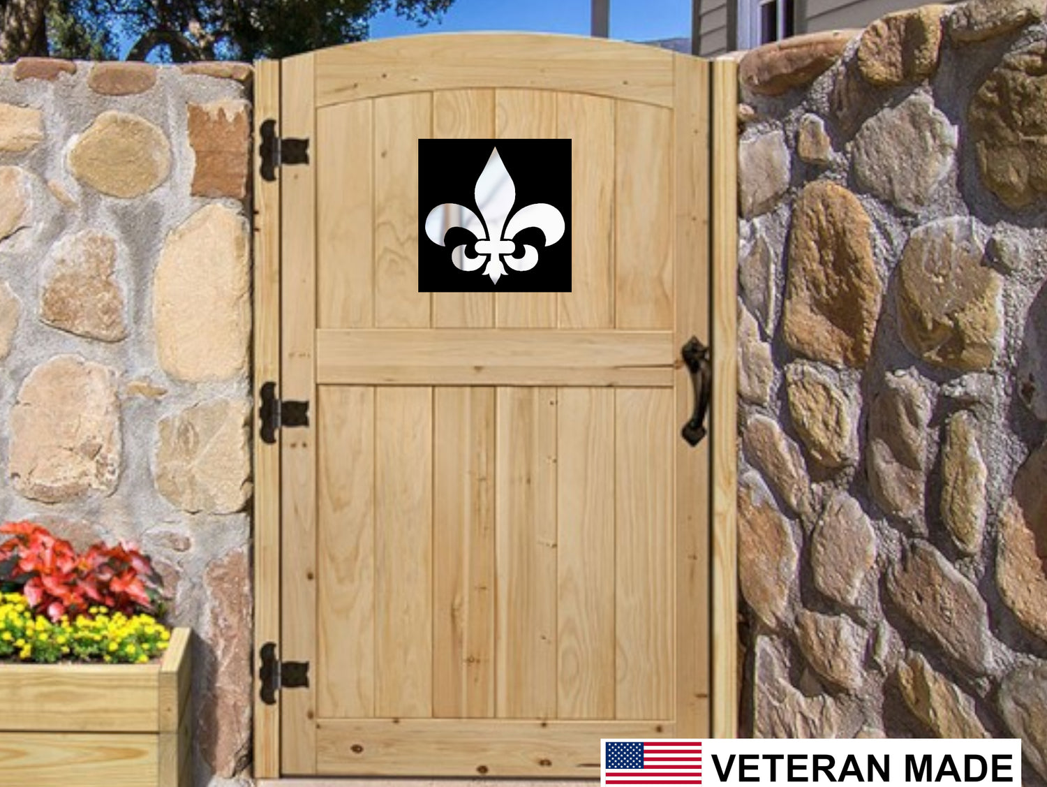 Madison Iron and wood – Metal Décor – Home Improvement – Home décor – Post Caps – Outdoor Décor