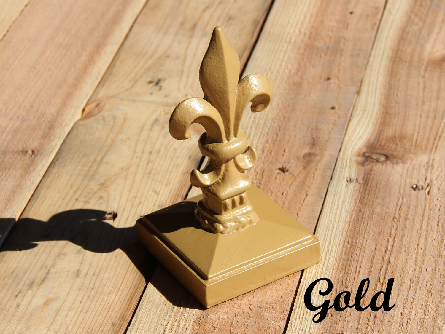 Madison Iron and wood – Metal Décor – Home Improvement – Home décor – Post Caps – Outdoor Décor