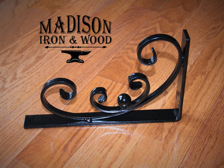 Madison Iron and wood – Metal Décor – Home Improvement – Home décor – Post Caps – Outdoor Décor