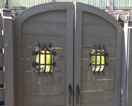 Madison Iron and wood – Metal Décor – Home Improvement – Home décor – Post Caps – Outdoor Décor