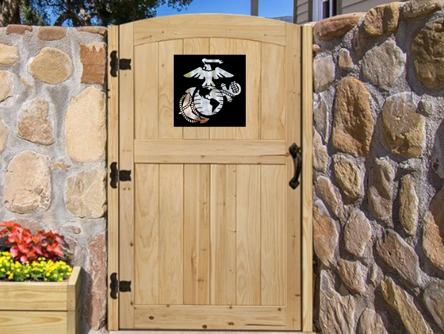 Madison Iron and wood – Metal Décor – Home Improvement – Home décor – Post Caps – Outdoor Décor