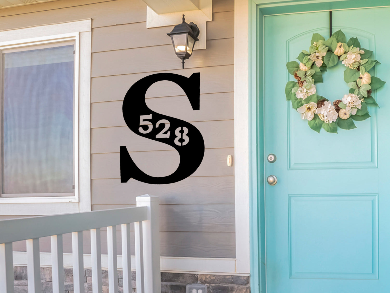 Madison Iron and wood – Metal Décor – Home Improvement – Home décor – Post Caps – Outdoor Décor