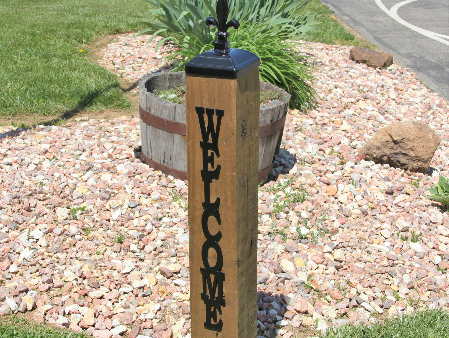 Madison Iron and wood – Metal Décor – Home Improvement – Home décor – Post Caps – Outdoor Décor