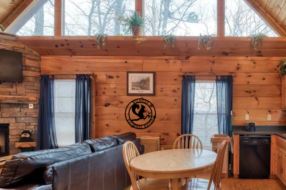 Madison Iron and wood – Metal Décor – Home Improvement – Home décor – Post Caps – Outdoor Décor