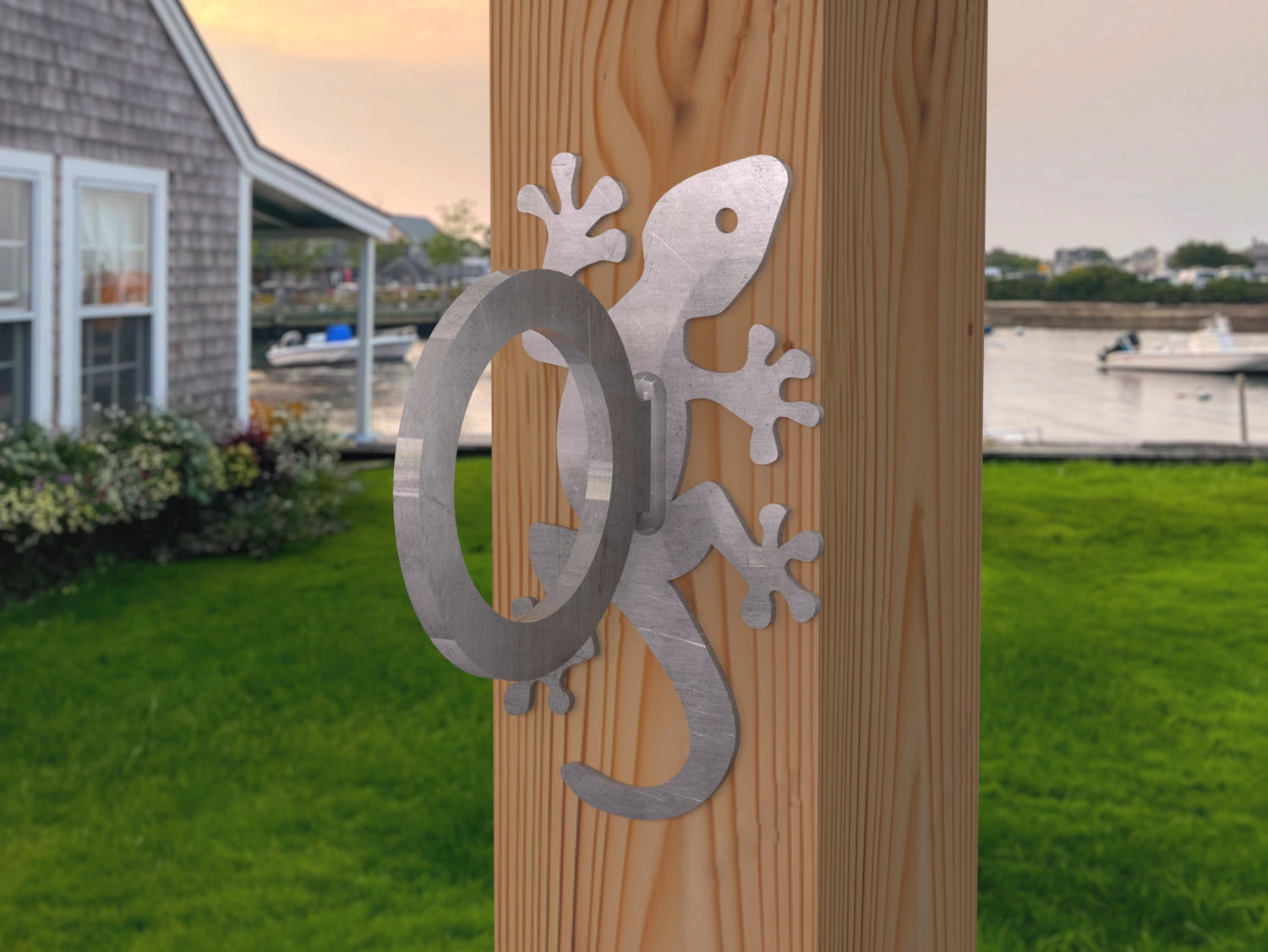 Gecko Nautical Rope Ring, Light Strand Holder (3 sizes available) - Madison Iron and Wood