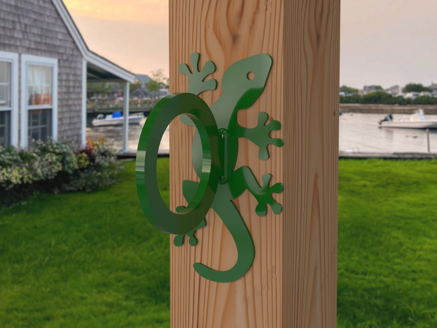 Gecko Nautical Rope Ring, Light Strand Holder (3 sizes available) - Madison Iron and Wood