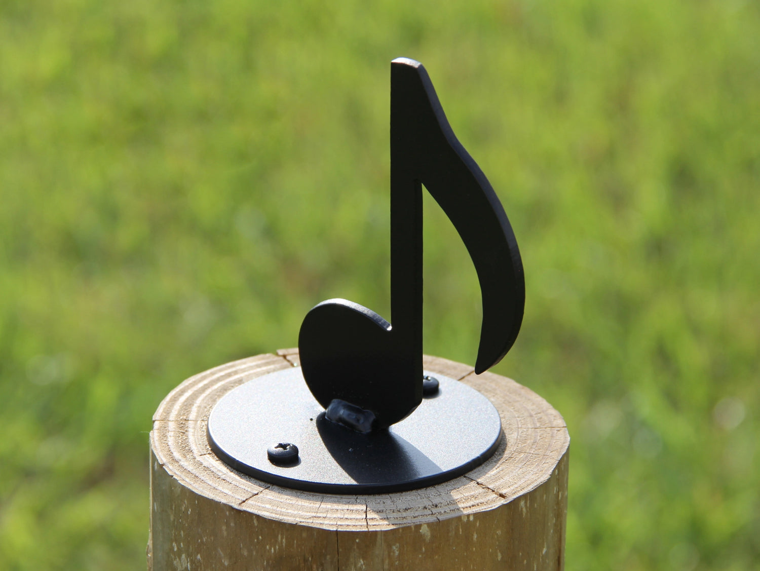 Musical Note Post Musical Note Post