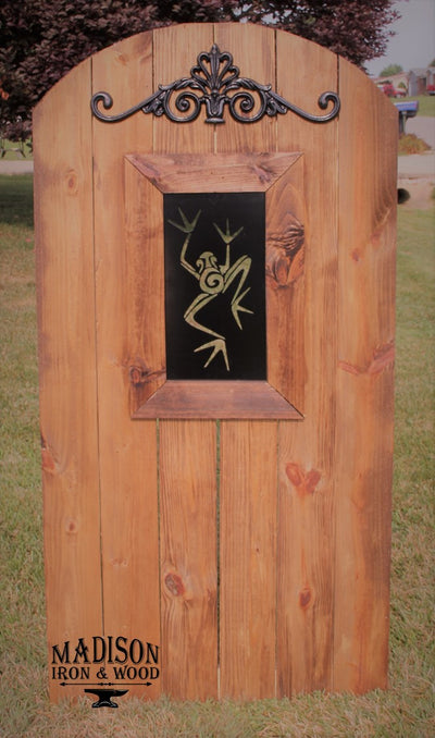 Tree Frog Steel Window Insert for Wood Gate - Madison Iron and Wood - Gate Window - metal outdoor decor - Steel deocrations - american made products - veteran owned business products - fencing decorations - fencing supplies - custom wall decorations - personalized wall signs - steel - decorative post caps - steel post caps - metal post caps - brackets - structural brackets - home improvement - easter - easter decorations - easter gift - easter yard decor