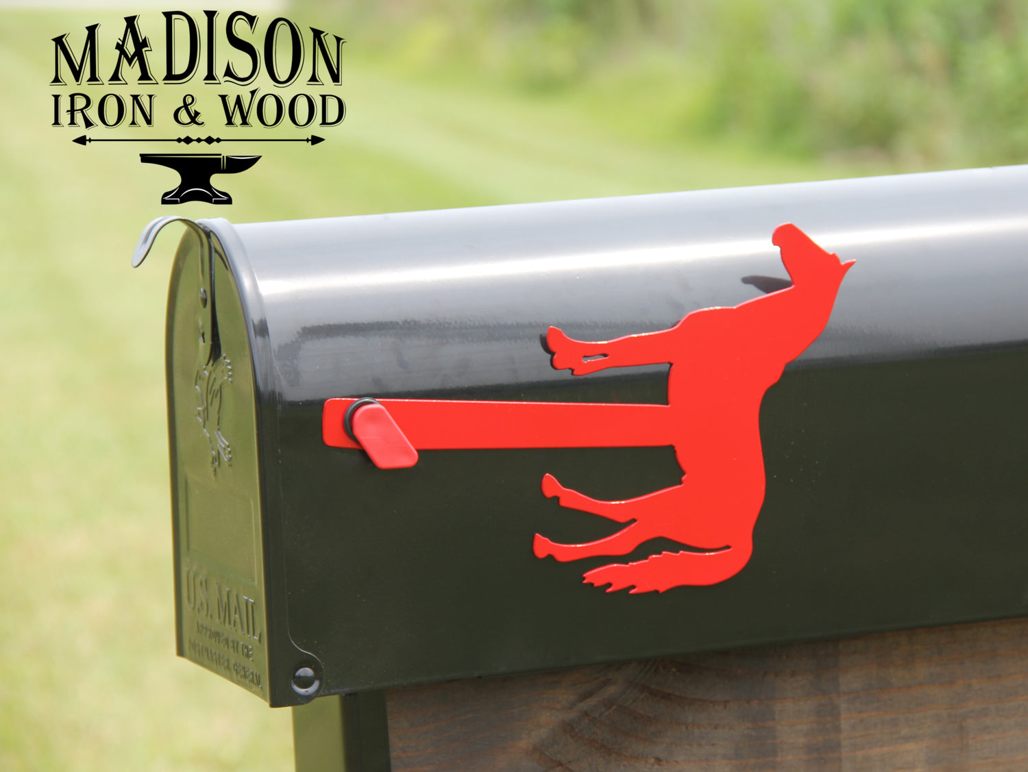 Madison Iron and wood – Metal Décor – Home Improvement – Home décor – Post Caps – Outdoor Décor