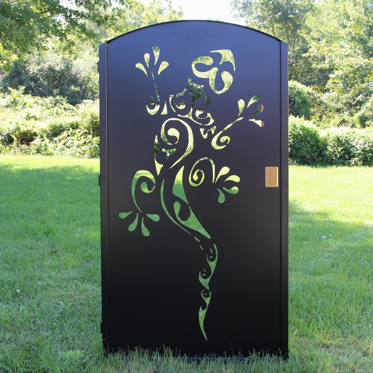 Large Gecko Steel Gate | Madison Iron and Wood