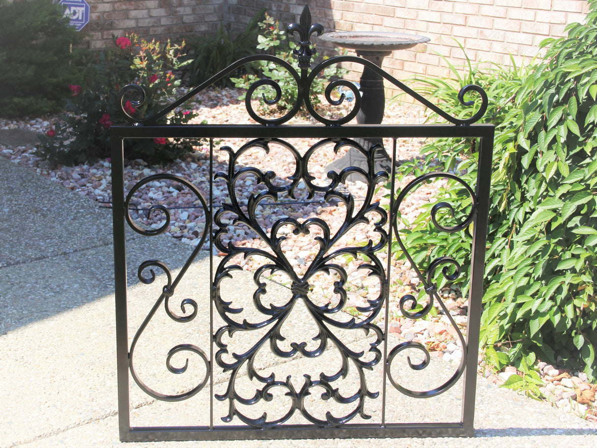 Madison Iron and wood – Metal Décor – Home Improvement – Home décor – Post Caps – Outdoor Décor