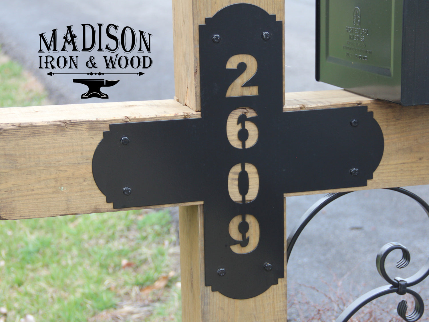 Madison Iron and wood – Metal Décor – Home Improvement – Home décor – Post Caps – Outdoor Décor