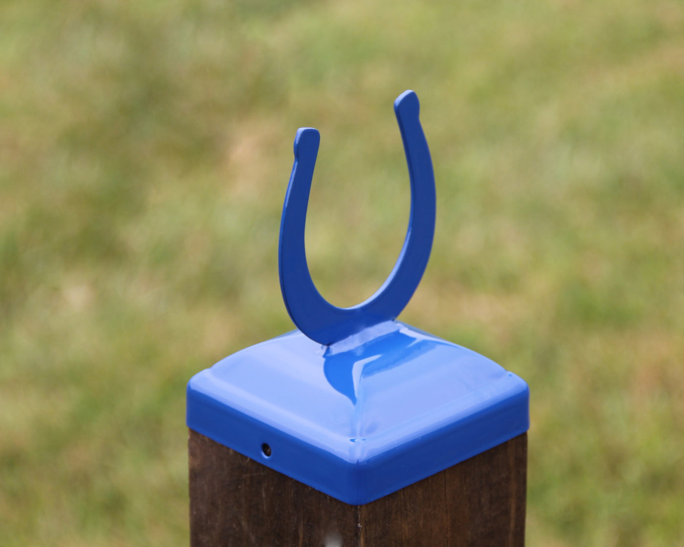 4X4 Horseshoe Post Cap - Madison Iron and Wood - Post Cap - metal outdoor decor - Steel deocrations - american made products - veteran owned business products - fencing decorations - fencing supplies - custom wall decorations - personalized wall signs - steel - decorative post caps - steel post caps - metal post caps - brackets - structural brackets - home improvement - easter - easter decorations - easter gift - easter yard decor