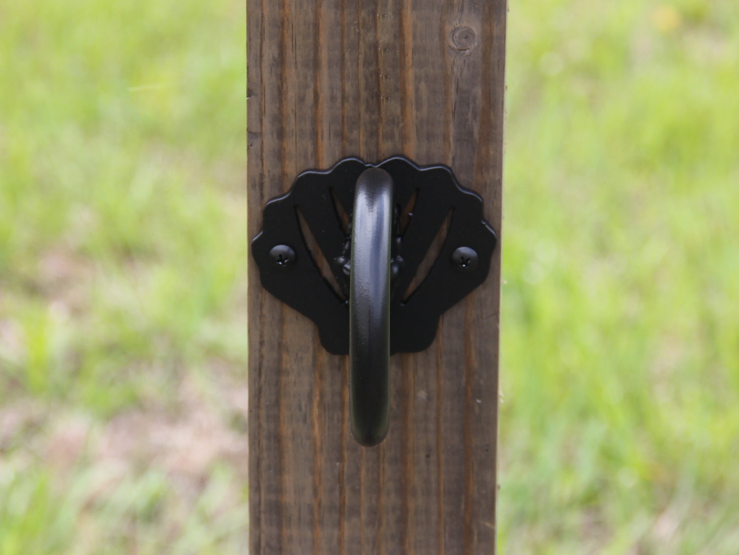 Madison Iron and wood – Metal Décor – Home Improvement – Home décor – Post Caps – Outdoor Décor