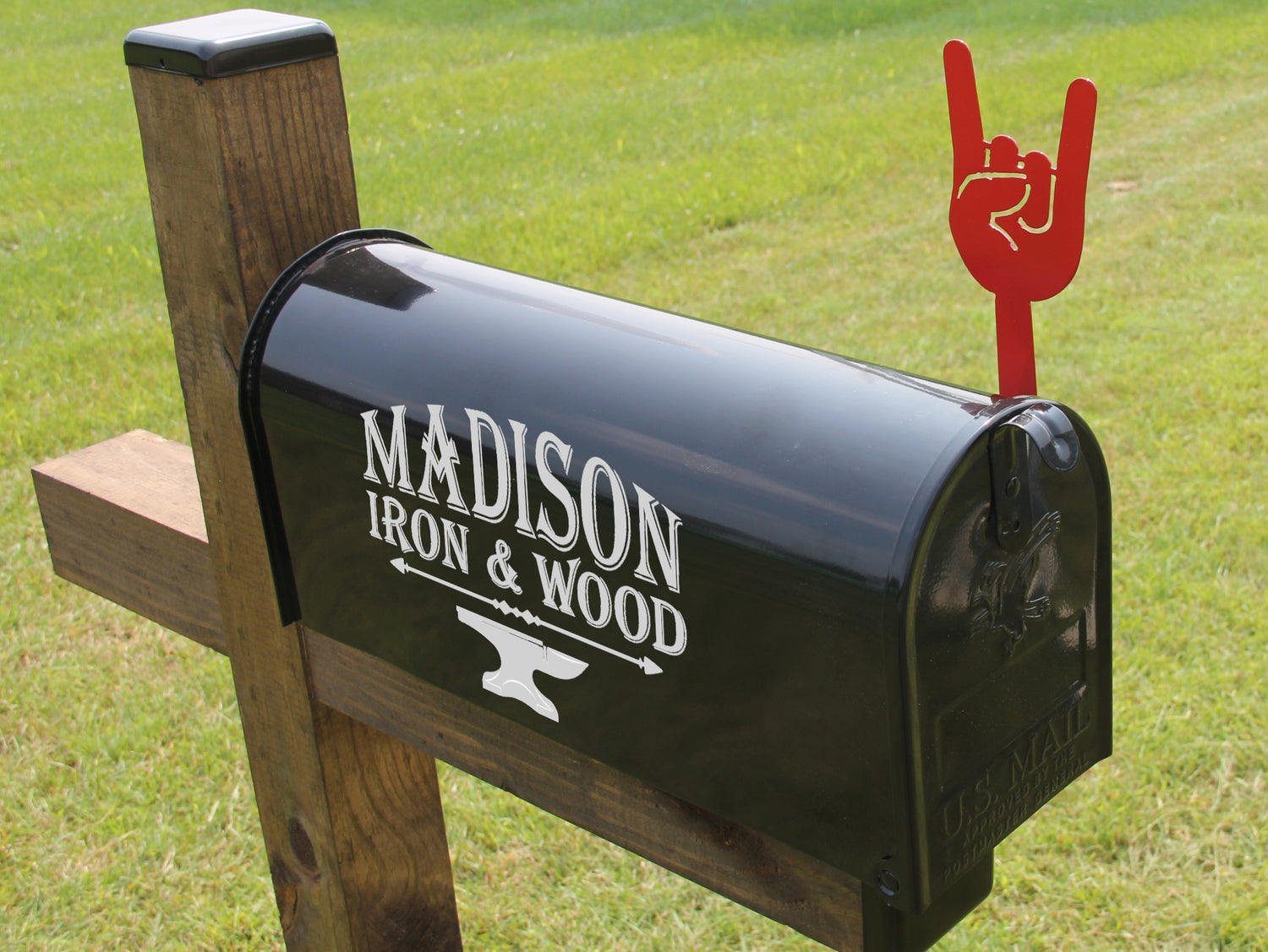 Madison Iron and wood – Metal Décor – Home Improvement – Home décor – Post Caps – Outdoor Décor
