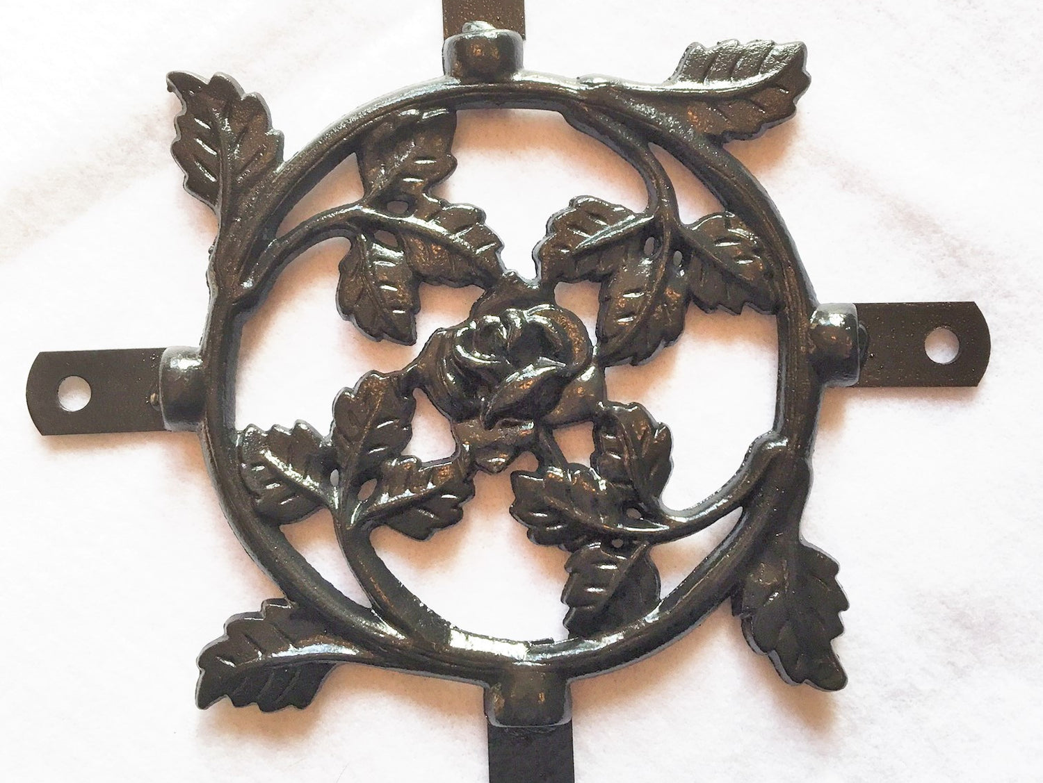 Madison Iron and wood – Metal Décor – Home Improvement – Home décor – Post Caps – Outdoor Décor