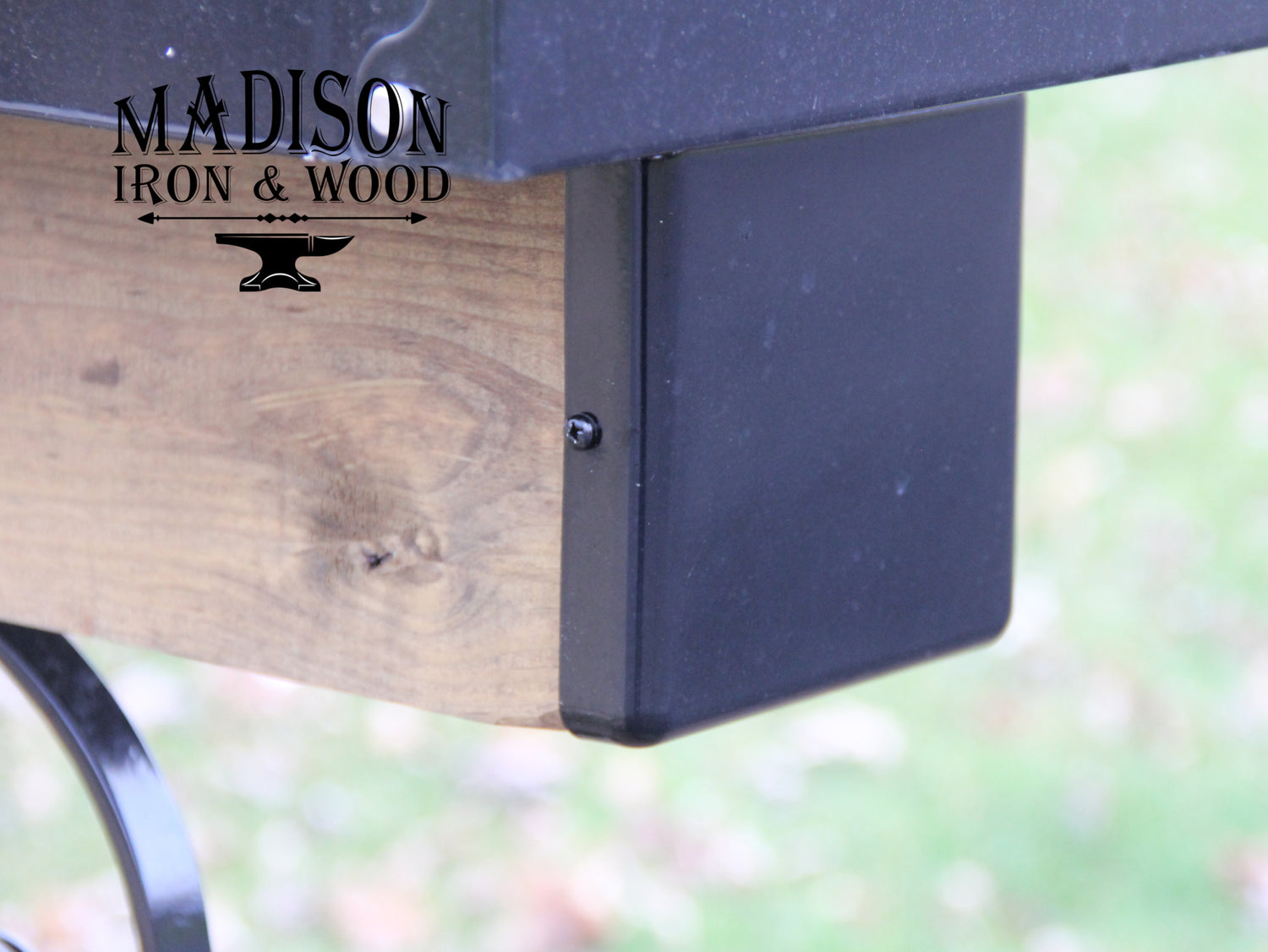 Madison Iron and wood – Metal Décor – Home Improvement – Home décor – Post Caps – Outdoor Décor