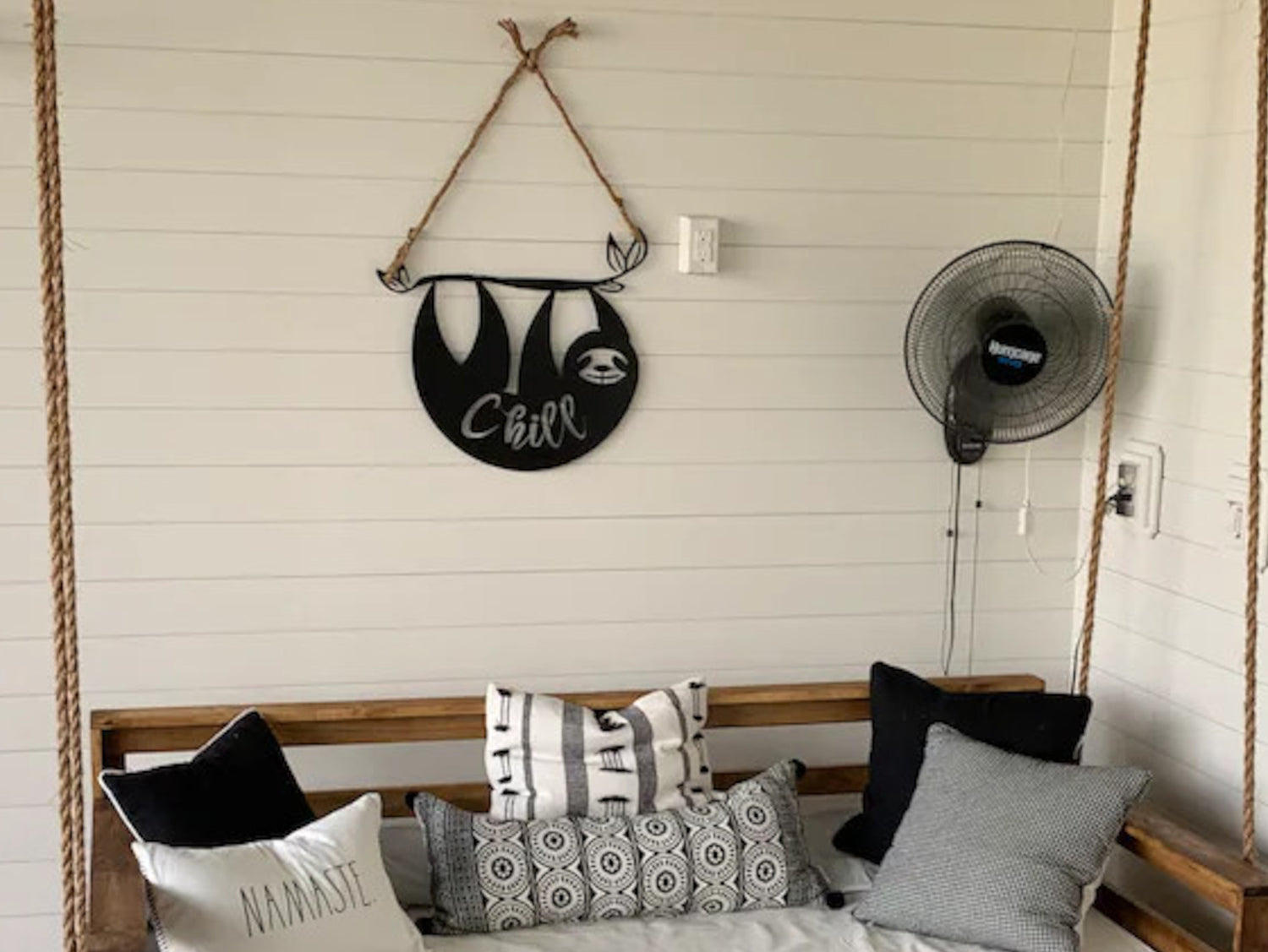 Madison Iron and wood – Metal Décor – Home Improvement – Home décor – Post Caps – Outdoor Décor